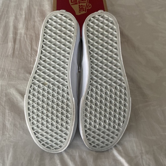 VANS - Picture 5 of 5